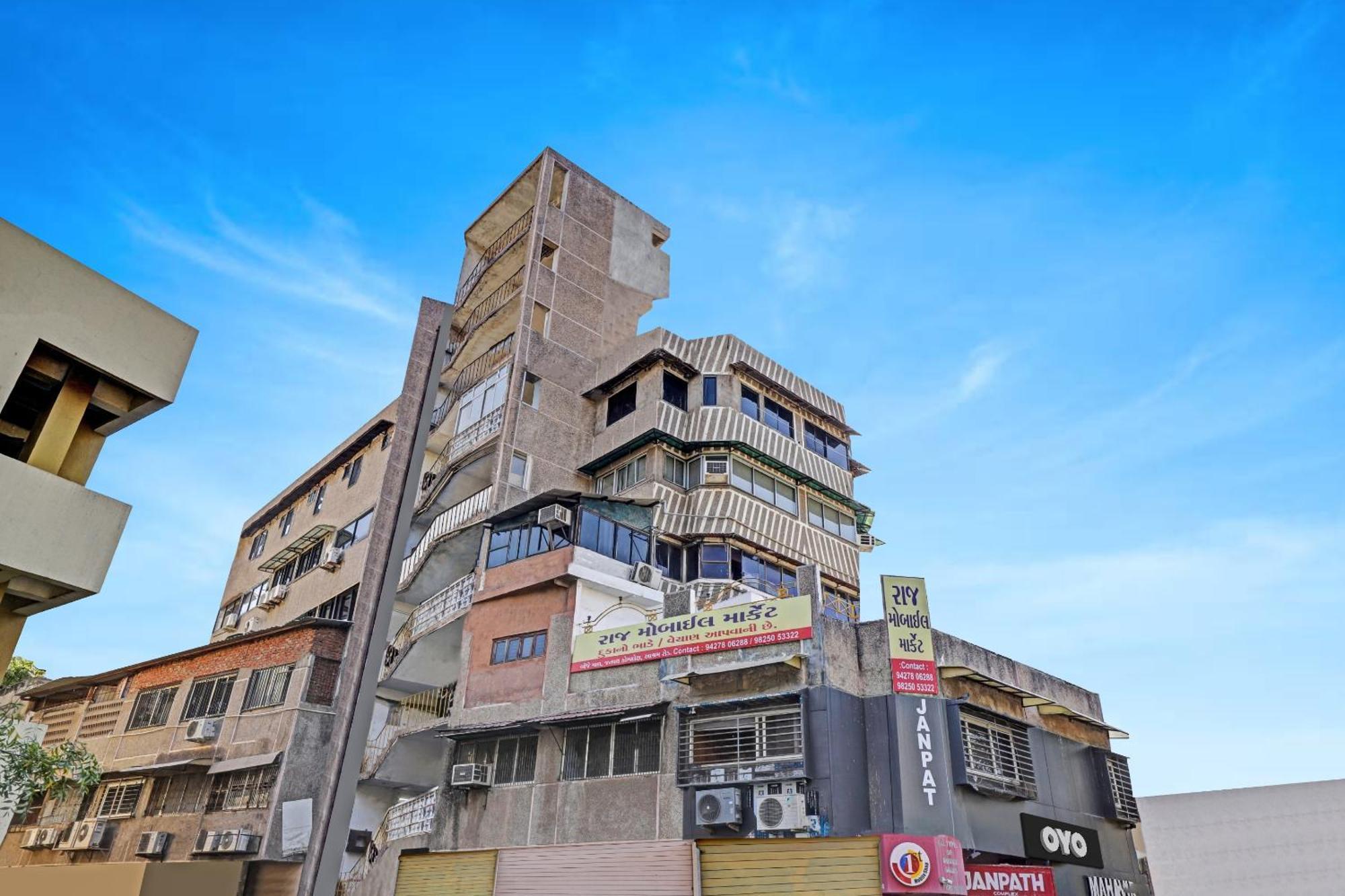 Hotel O Neelkamal Ahmedabad Luaran gambar